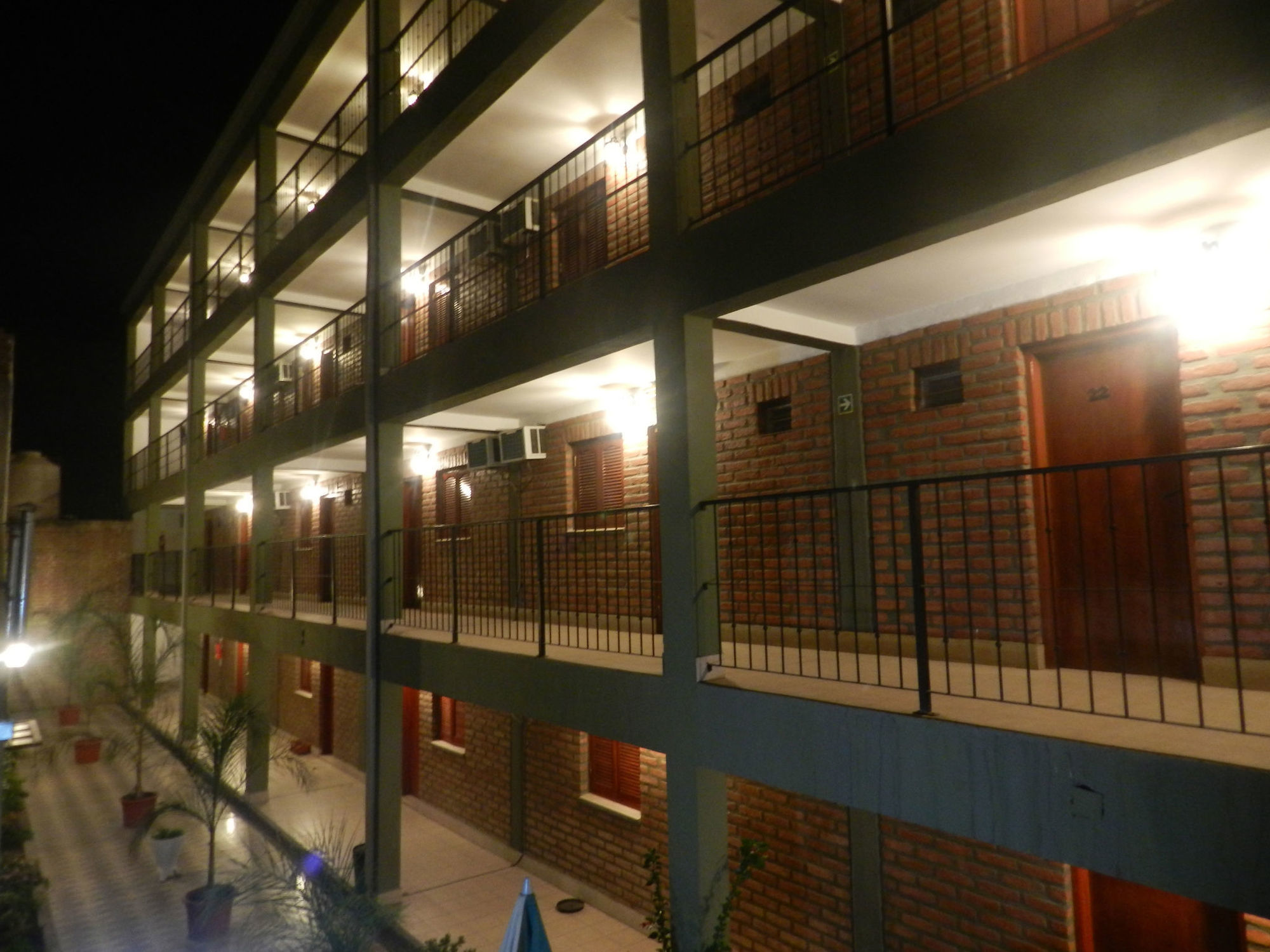 Hotel Buenos Aires Salta Eksteriør billede